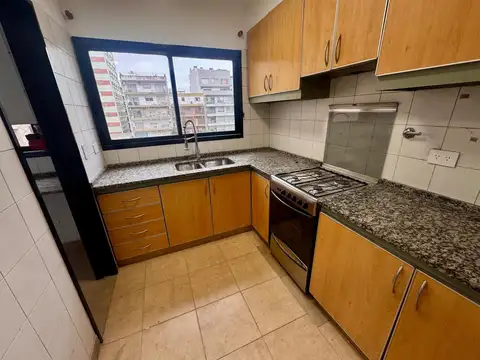 V. Urquiza Piso 3 Ambientes en Alquiler
