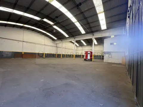 Galpon en Alquiler 88  mts Frente