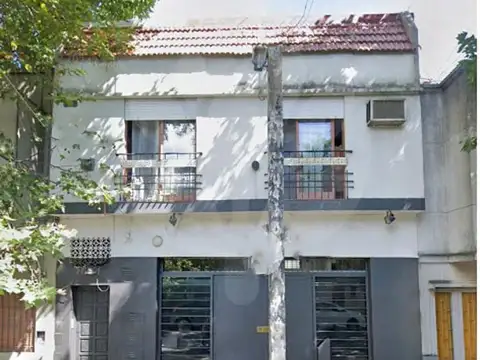 Vendemos en block departamento 2 dormitorios mas local, excelente ubicacion.