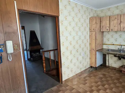 Departamento 5 ambientes con 2 baños