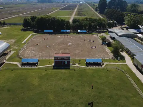 CAMPO CENTRO ECUESTRE VENTA MARIANO ACOSTA