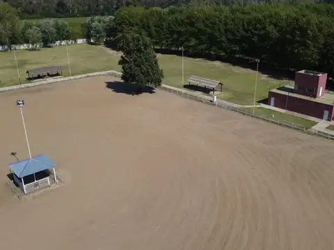 CAMPO CENTRO ECUESTRE VENTA MARIANO ACOSTA