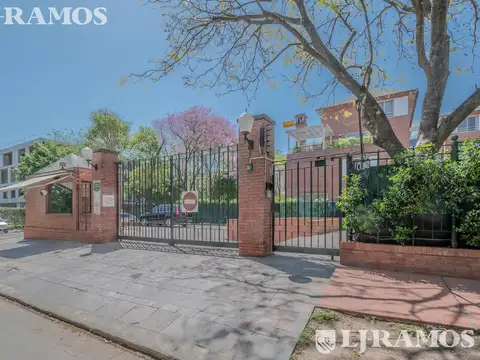 Departamento en Alquiler con 1 cocheras