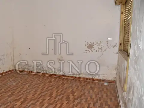 Depto Tipo Casa en Venta 50 años