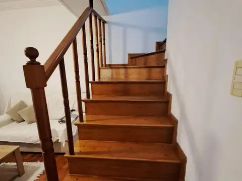 Depto Tipo Casa 4 ambientes con 4 baños