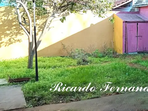 CASA SOBRE LOTE PROPIO A 1 CUADRA DE AVENIDA CHASCOMUS