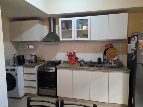 Depto Tipo Casa en Alquiler en Godoy Cruz, $ 550.000