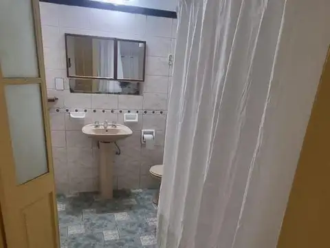 Depto Tipo Casa en Alquiler 40 años