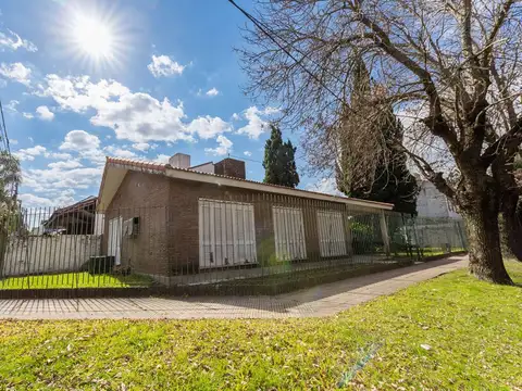 CASA EN VENTA - BARRIO GUADALUPE