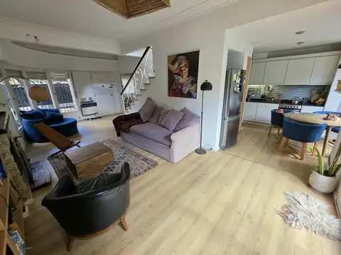 Casa en Martinez, muy liminosa, renovada 3 Dorm, escritorio, jardin
