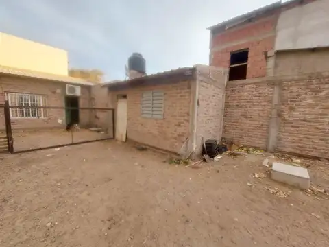 Casa en Venta en Plottier, USD 95.000