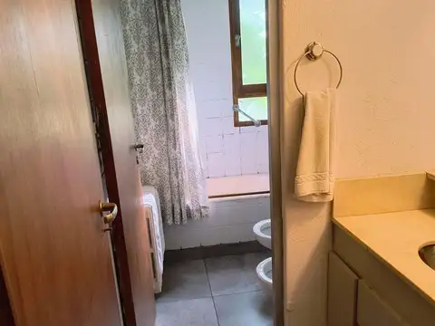 Casa en Alquiler al Este