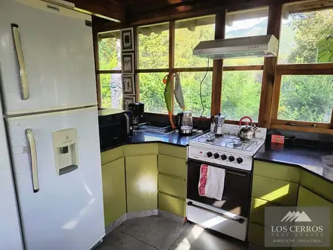 Casa 8 ambientes con 3 baños