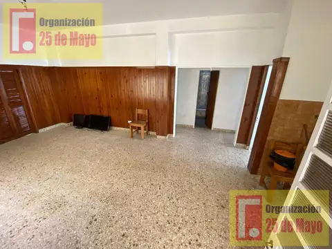 Depto Tipo Casa en Alquiler 40 años