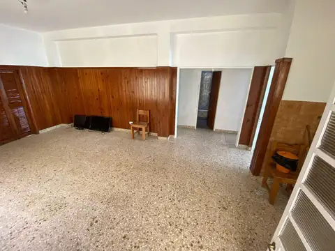 Depto Tipo Casa en Alquiler 40 años