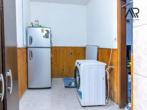 Casa en venta c/ cochera en Progreso
