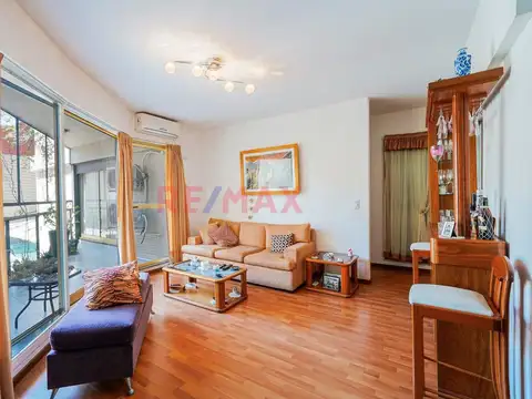 DEPARTAMENTO 4 AMBIENTES CON COCHERA A LA VENTA