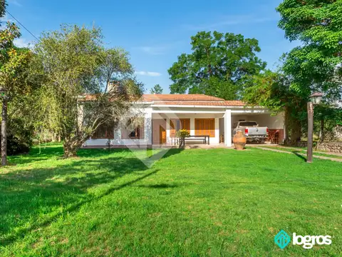 Casa en Venta con 2 cocheras