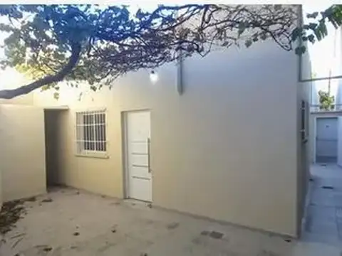 Depto Tipo Casa en Venta de 3 ambientes