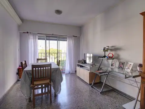 Avenida Avellaneda 2400