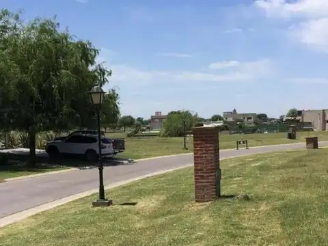 Terreno en Venta 28  mts Frente