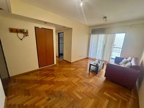 Pacheco 2242 , Piso 2