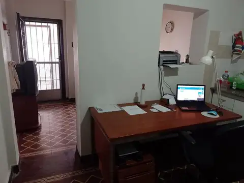 Casa en venta - 2 Dormitorios 1 Baño - 250Mts2 - Villa Ballester, General San Martín