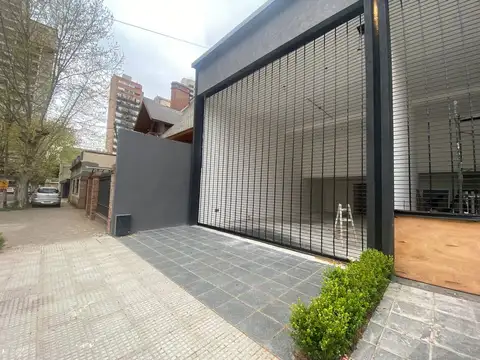 AMPLIO LOCAL EN LAS LOMITAS