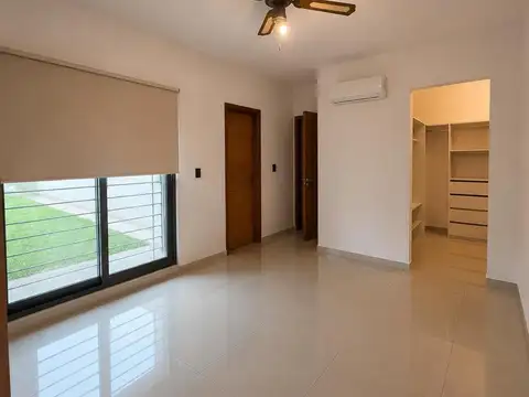 Casa en Venta en Villa Allende, USD 330.000