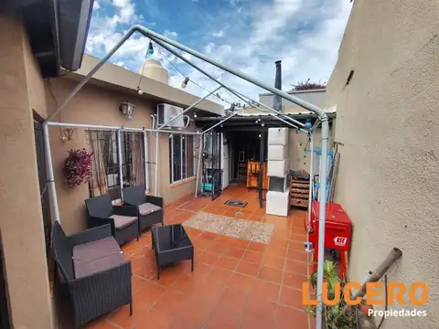 Depto Tipo Casa en Venta de 5 ambientes