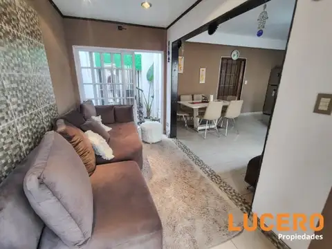 Depto Tipo Casa en Venta de 2 dormitorios