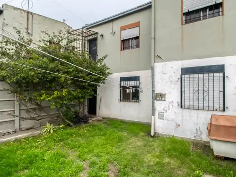 Depto Tipo Casa en Venta de 4 ambientes