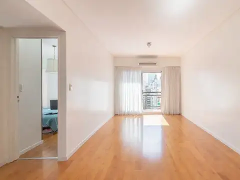 AV. CABILDO 2600 , Piso 8