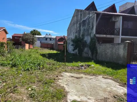 Terreno / Lote en venta de 400m2 ubicado en Costa Azul