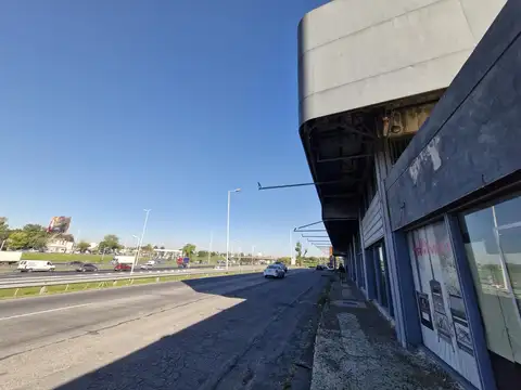 Av. Presidente Perón  al 6300