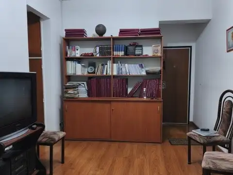 DEPARTAMENTO 3 AMBIENTES CON PATIO Y COCHERA. GENERAL PAZ 33 PLANTA BAJA, AVELLANEDA