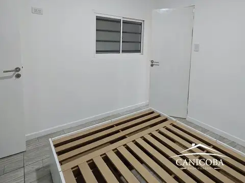 Depto Tipo Casa 2 ambientes con 1 baño