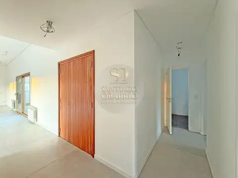 Casa en Venta de 195 m² sobre Lote de 2.270 m² a Estrenar con Vista al Golf en Everlinks, Luján 100