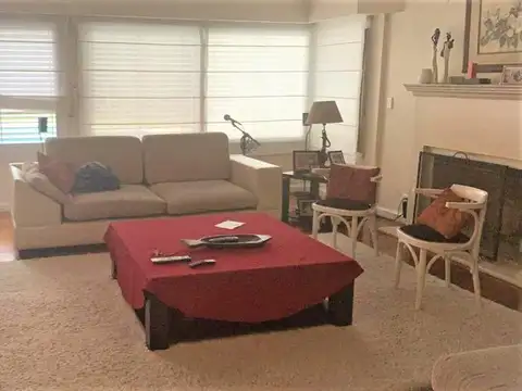 Casa 5 ambientes con 4 baños