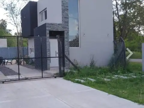 VENTA CASA EN SAN VICENTE A ESTRENAR 2 AMBIENTES
