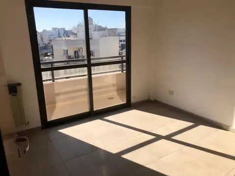 Departamento en Venta en Moron Sur, USD 75.000