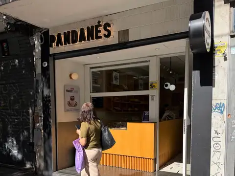 Av pueyrredon al 900