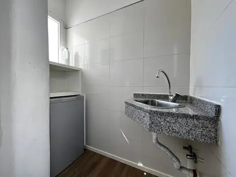 Oficina 2 ambientes con 1 baño