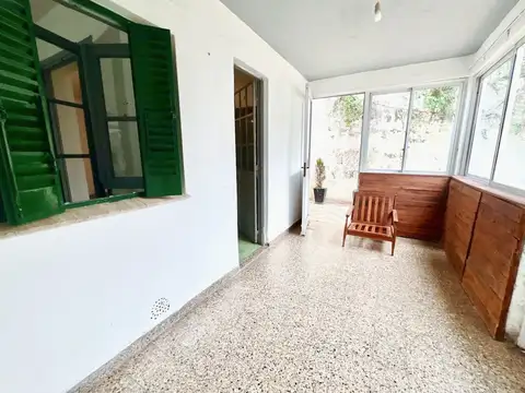 Casa 6 ambientes con 3 baños