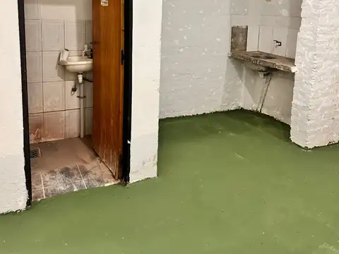 Local en Alquiler en Tristán Suárez, $ 1.100.000
