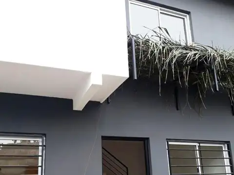 Venta Duplex 3 amb. Ituzaingo Norte ideal para inversion