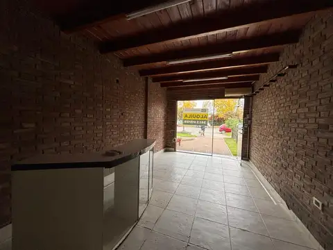 Local en Alquiler en Roldan, $ 500.000