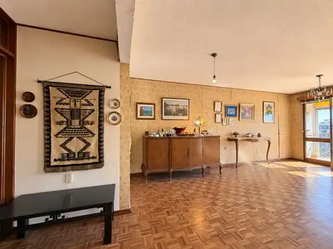 Venta Apartamento 2 dormitorios balcón Tres Cruces