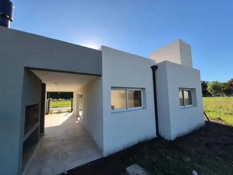 CASA CENTRICA A ESTRENAR EN IBARLUCEA.