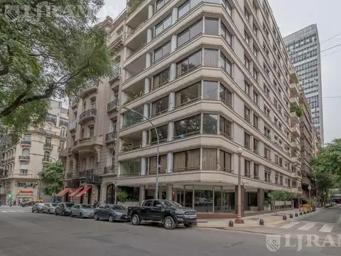 GRAN OPORTUNIDAD! PISO DE EXCELENTE CATEGORIA EN PLAZA SAN MARTIN, CON 2 COCHERAS!